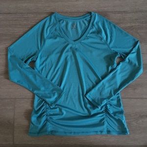 Champion Maternity Workout Top Size Medium